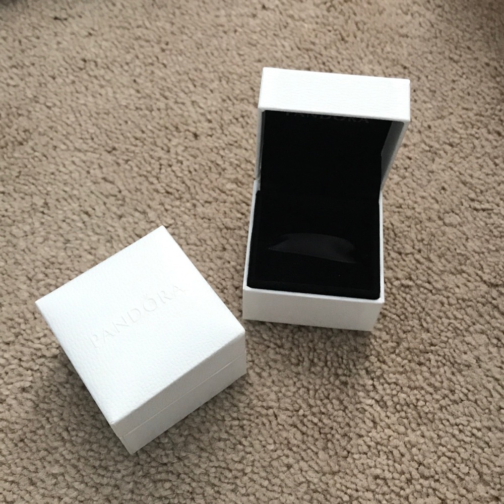 2 Mini Pandora Boxes